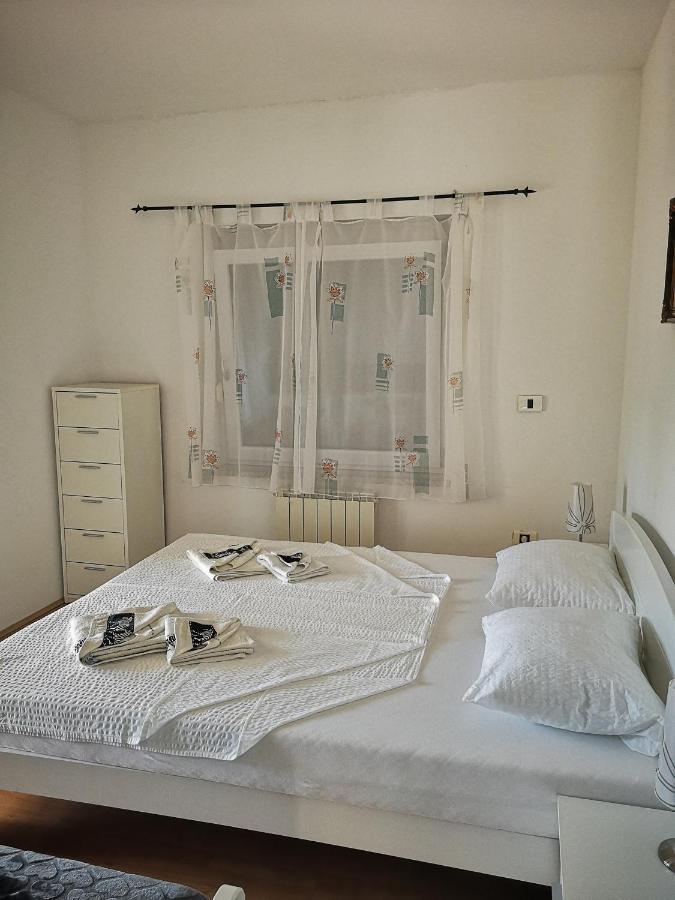 Apartma Ceh Gabrovica pri Črnem Kalu Exterior foto